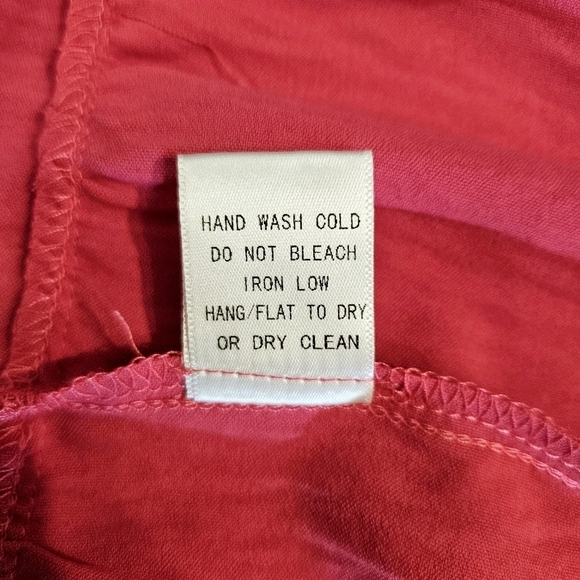 NWT Oddi Boutique Fuschia Pink Floral Embroidered Flutter Sleeve Tunic Top - Picture 7 of 7